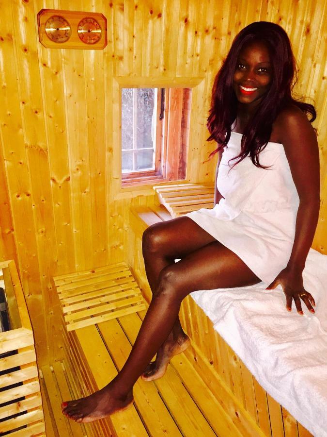 Chalet Free Sauna & Spa Superking Bed Killaloo Экстерьер фото